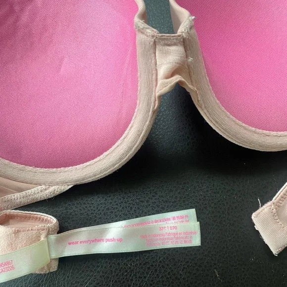 Pink PINK Victoria’s Secret Wear Everywhere Push Up Bra 32C - Picture 2 of 4